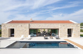 Luxury Villa Aria Dalmatica heated pool sauna & jacuzzi